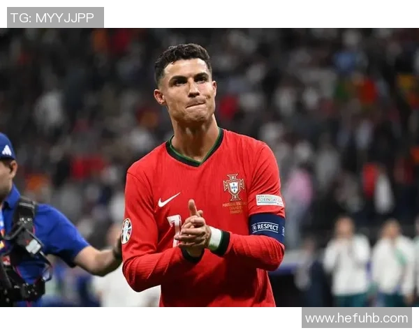 足球历史十大球星排名揭晓 谁是永远的足球传奇人物